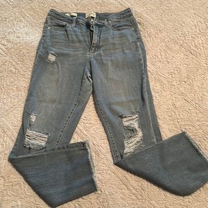 Women’s universal thread distressed high rise slim straight jeans size 8/29